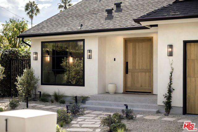 Property photo of 13114 Addison ST