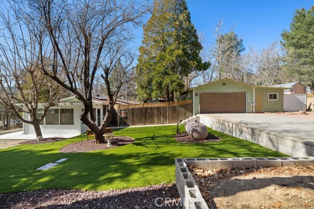 Property photo of 43723 Log Cabin TR