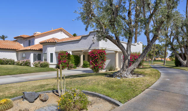Property photo of 651 Vista Lago CR