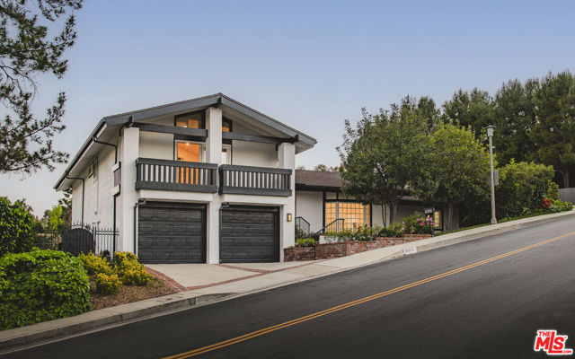 Photo of 19542 Greenbriar Dr