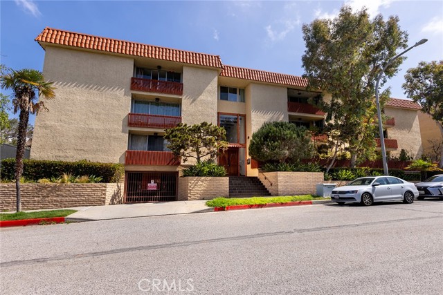 Property photo of 5875 Doverwood DR