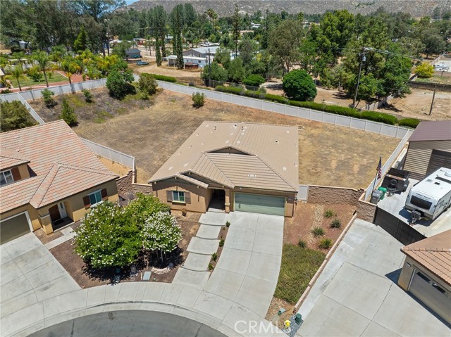 Property photo of 26787 Rodeo CT