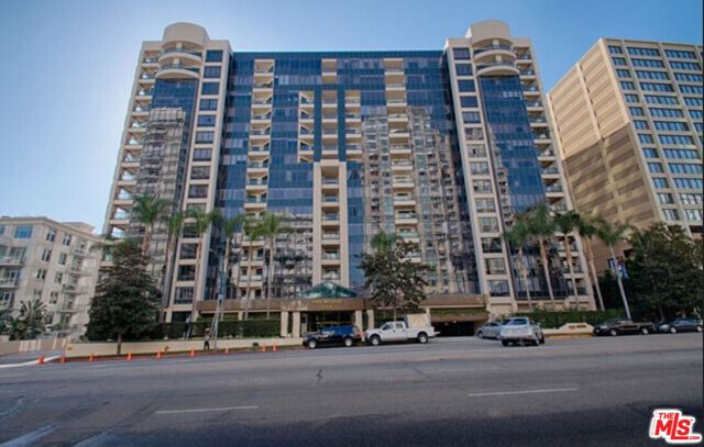 Property photo of 10724 Wilshire BL