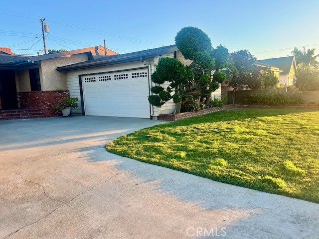 Property photo of 8038 Cyclamen WY