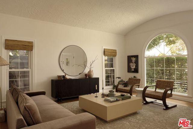 Property photo of 3520 Somerset DR