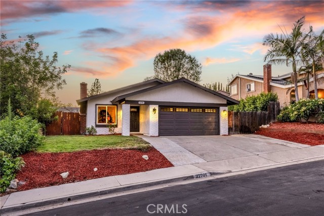 Property photo of 22701 Via Tercero