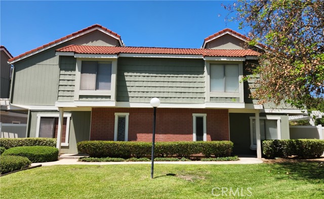 Property photo of 980 Golden Springs DR