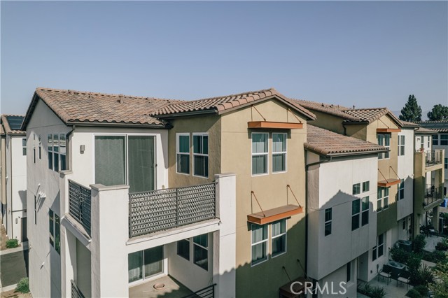 Property photo of 656 Lemon LN