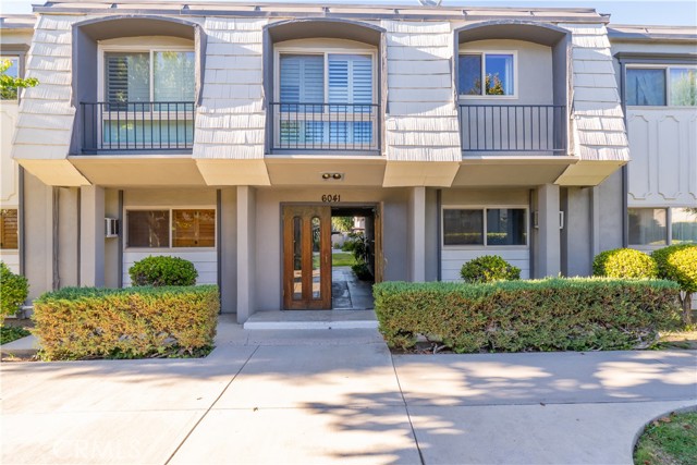 Property photo of 6041 Fountain Park ST