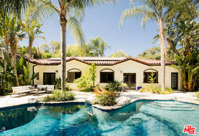 Property photo of 888 Linda Vista AV