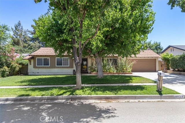 Property photo of 41852 Shain LN