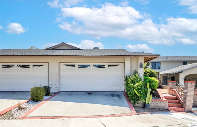 Property photo of 2328 Carrotwood Dr
