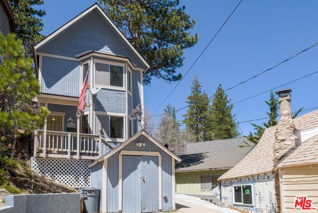 Photo of 33186 Arrowbear Dr