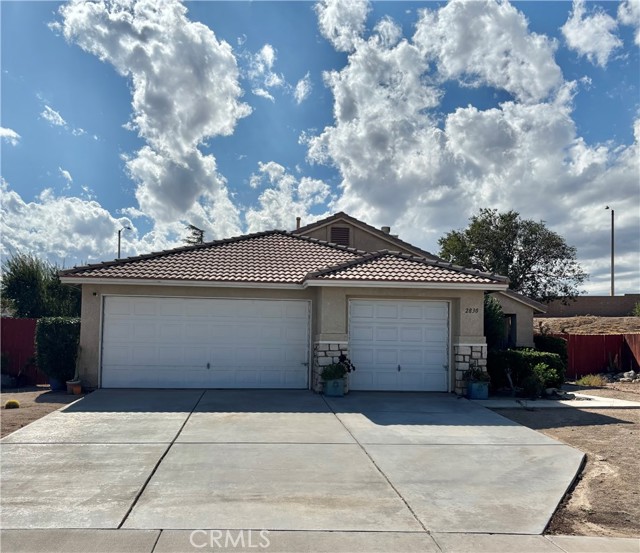 Property photo of 2830 E Chuckwagon