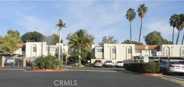 Property photo of 212 S Kraemer