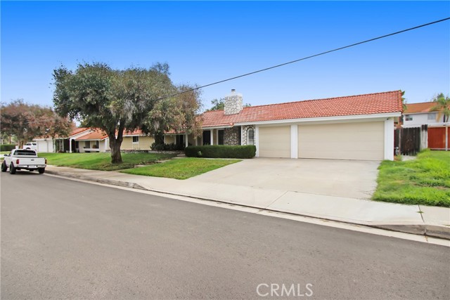 Photo of 45530 Rainbow Canyon