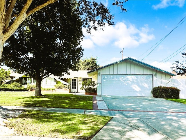 Property photo of 10691 Perrin DR