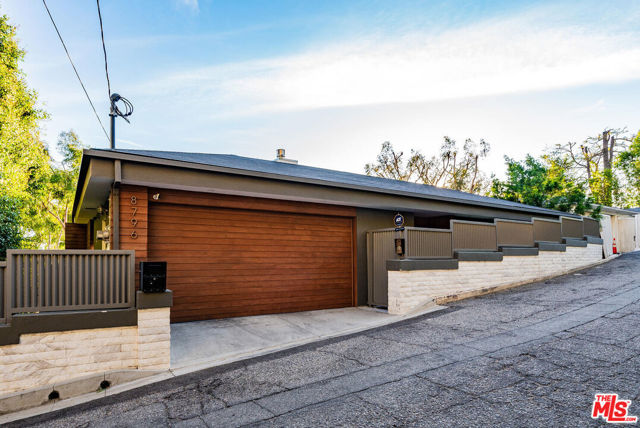 Property photo of 8796 Hollywood BL