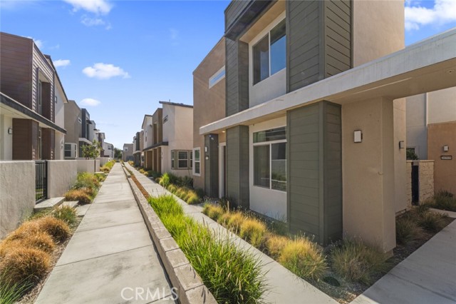 Property photo of 26912 Winding Trail CT