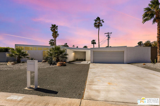 Property photo of 971 E Alexander WY