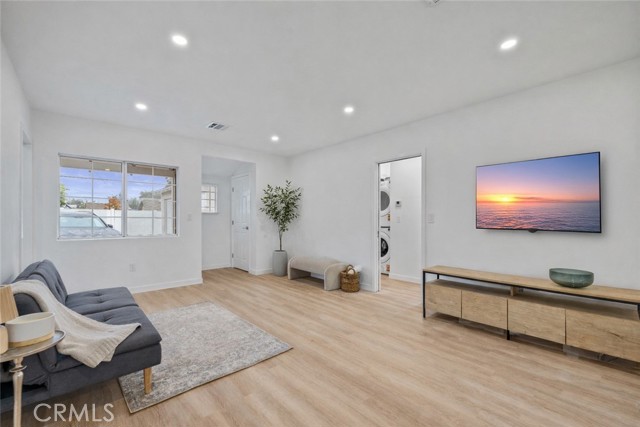 Property photo of 13279 Pierce ST