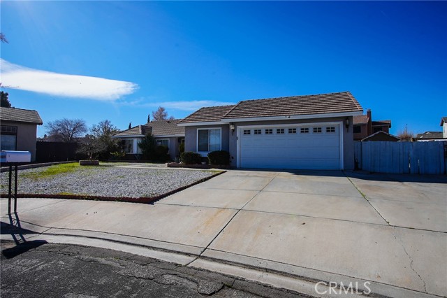 Property photo of 14809 Snake River CT