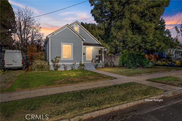 Photo of 421 La Verne St