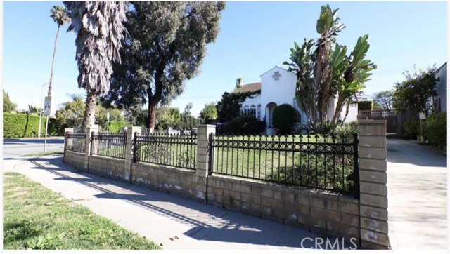 Property photo of 1000 S Hudson