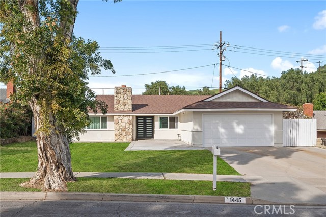 Property photo of 1445 Arrow Wood