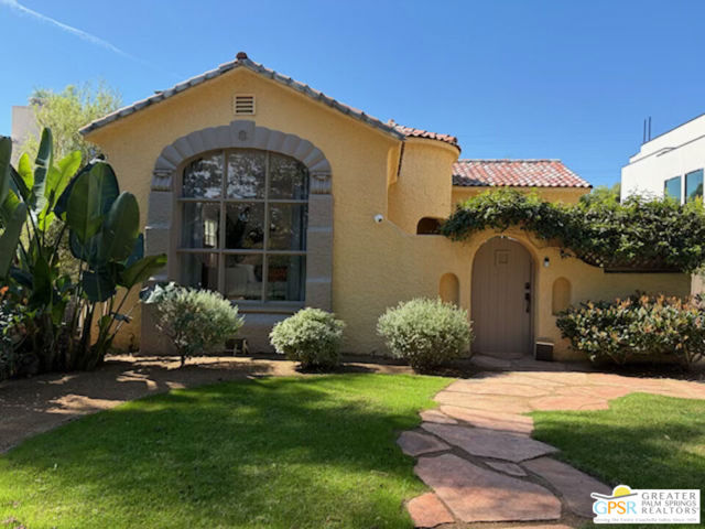 Property photo of 465 N Orlando AV