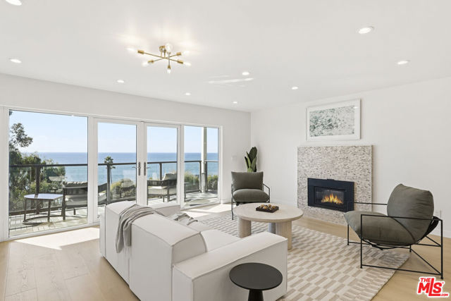 Photo of 2442 S Coast Highway