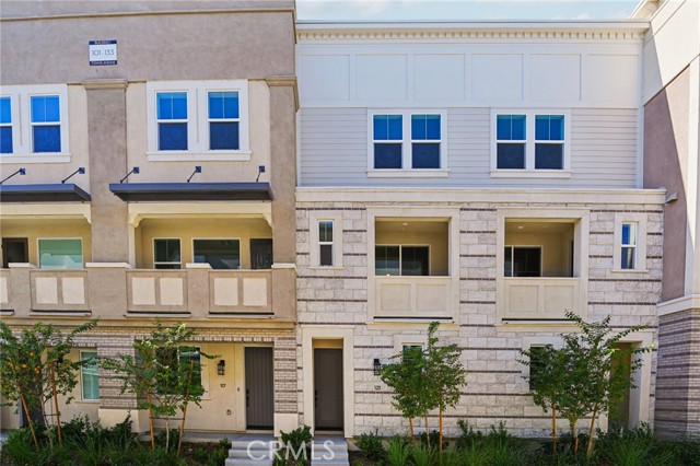 Property photo of 157 N First AV