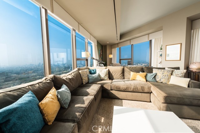Property photo of 1100 Wilshire BL