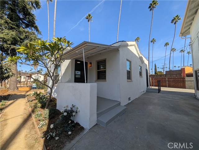 Property photo of 3168 Warwick AV