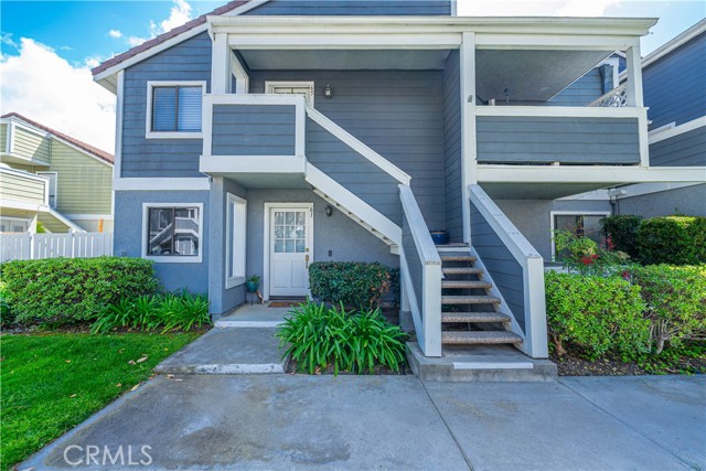 Property photo of 65 Rambling LN