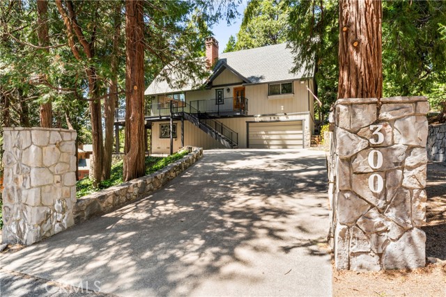 Property photo of 300 Pioneer RD