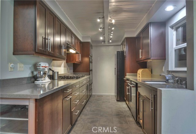 Property photo of 26356 Forest LN