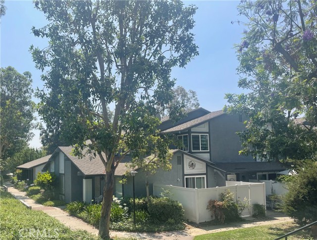 Property photo of 20359 Ivy Hill LN