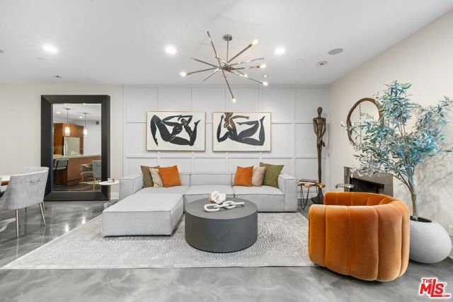 Property photo of 964 Hancock AV