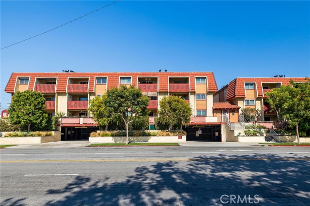 Property photo of 950 Main ST