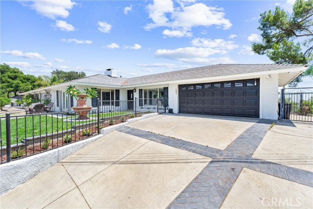 Photo of 770 E Avocado Crest Rd