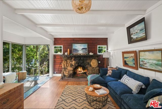 Property photo of 860 Old Topanga Canyon RD