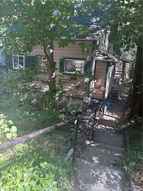 Property photo of 22946 Redwood WY