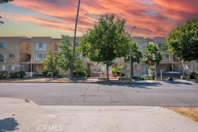 Photo of 110 W Maple St