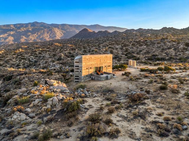 Property photo of 60240 Juniper RD