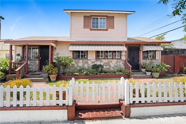 Property photo of 1419 S Redondo BL