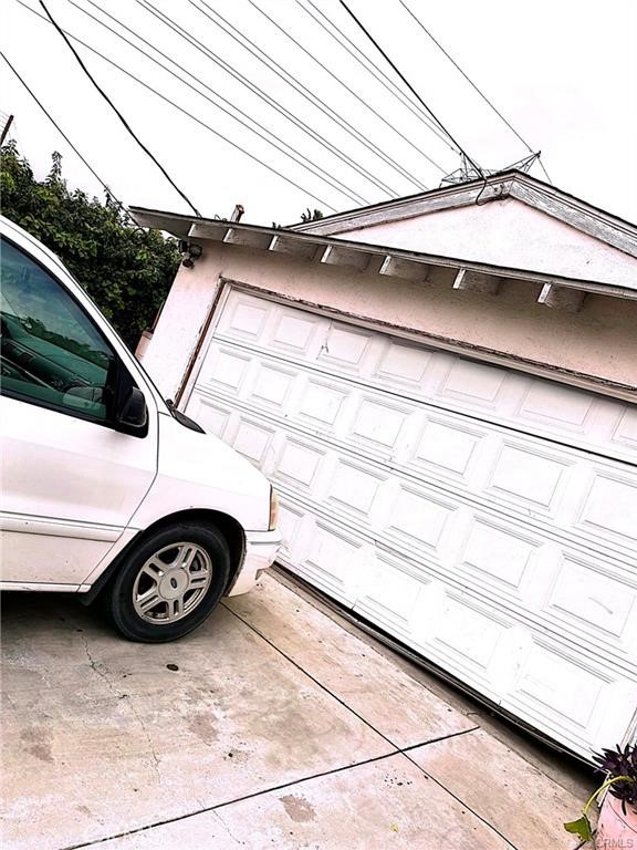 Property photo of 18844 Saticoy ST