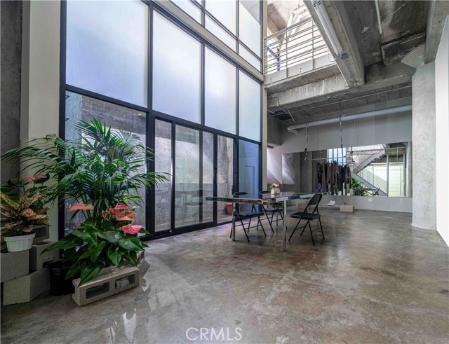 Property photo of 1100 S Grand