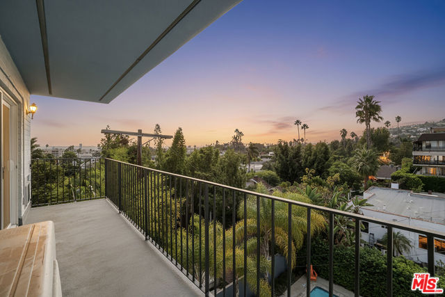 Property photo of 7560 Hollywood BL