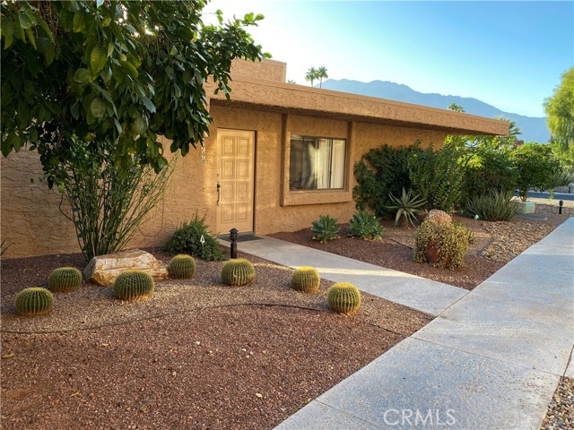 Property photo of 5798 Los Coyotes